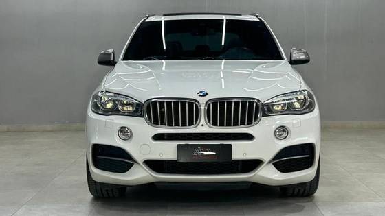 BMW X5 3.0 4X4 M50D I6 TURBO DIESEL 4P AUTOMÁTICO BMW X5 3.0 4X4 M50D I6 TURBO DIESEL 4P AUTOMÁTICO